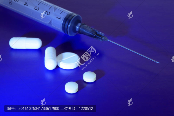 藥和注射器
