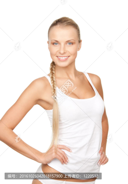 可愛的女人在白色的棉質(zhì)內(nèi)衣