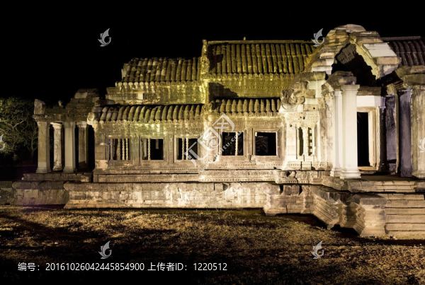 夜晚的吳哥窟圖書館