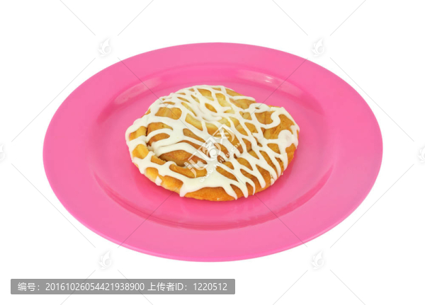 丹麥奶酪上的粉紅盤子