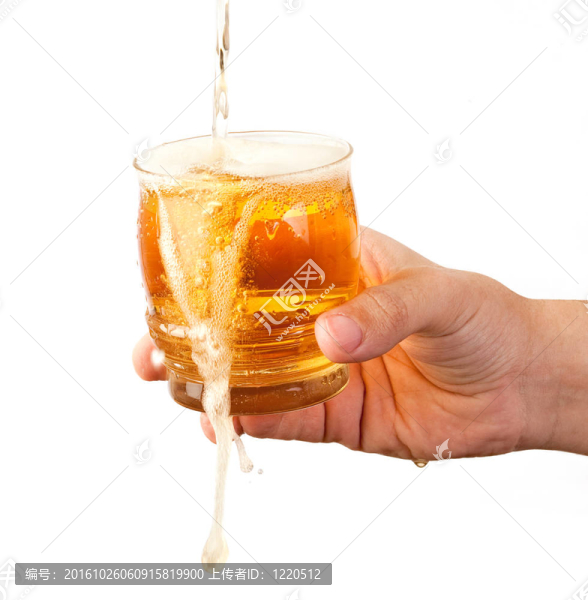 啤酒