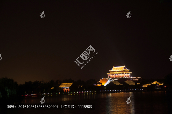 開(kāi)封龍亭景區(qū)夜景