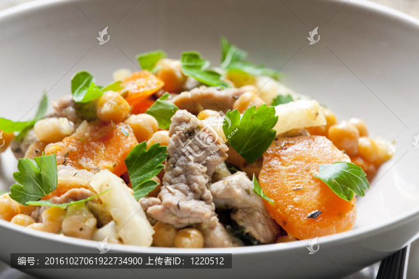 西芹豬肉豌豆