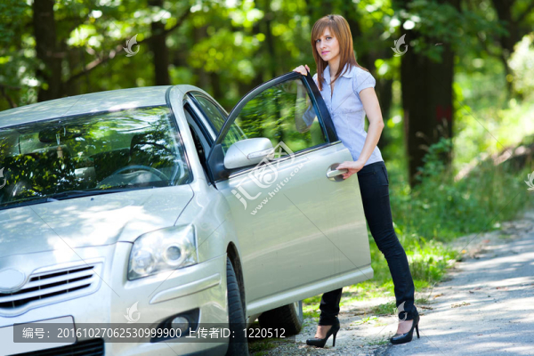女人與車