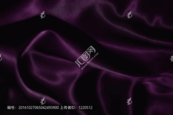 紫色絲綢的質(zhì)地