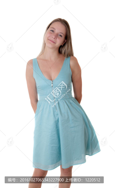 穿藍(lán)色衣服的女孩