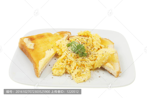 烤面包片上炒雞蛋