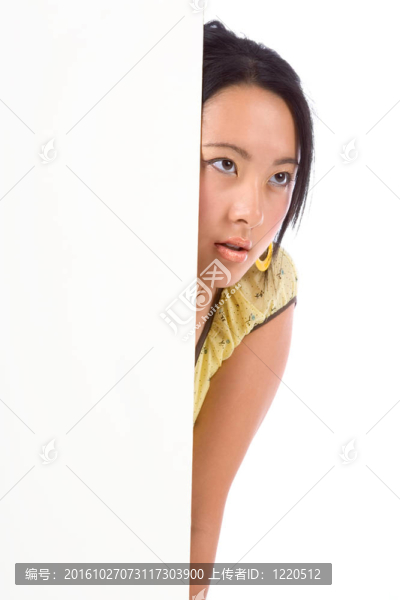 偷看