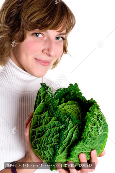 新鮮的卷心菜的女人