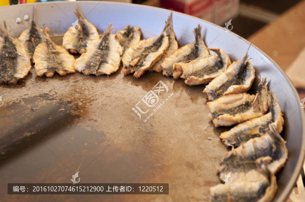 沙丁油魚
