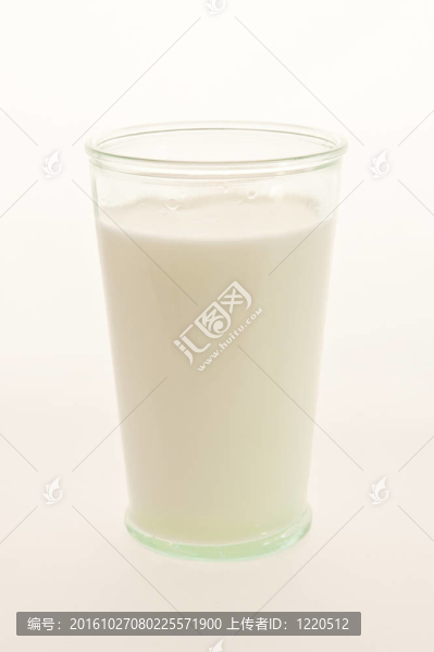 牛奶