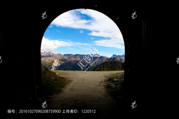 隧道盡頭