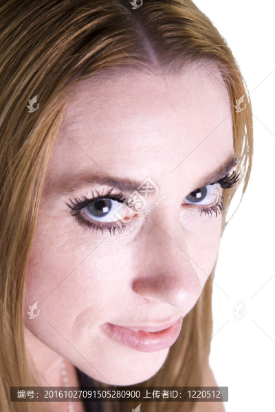 可愛和漂亮的年輕女人的畫像