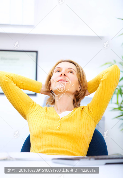 女人放松