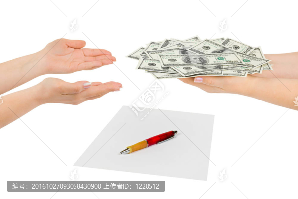 有金錢和合同的手