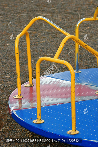 操場(chǎng)旋轉(zhuǎn)木馬-匯圖網(wǎng) www.fosd68.com 操場(chǎng)旋轉(zhuǎn)木馬