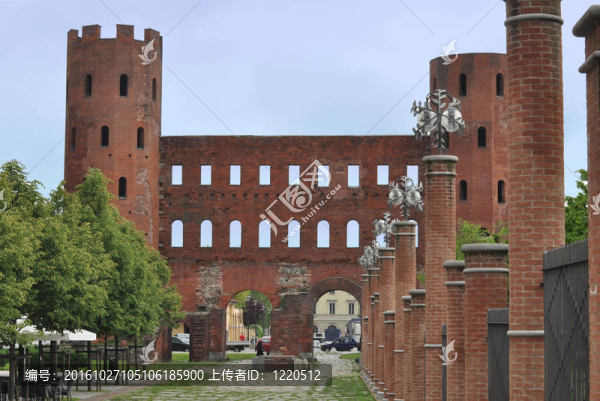 Torri,Palatine；都靈