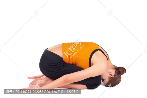 練習瑜伽姿勢的女人的孩子