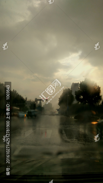 水墨道路