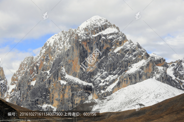 卓達拉山