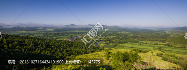 群山森林