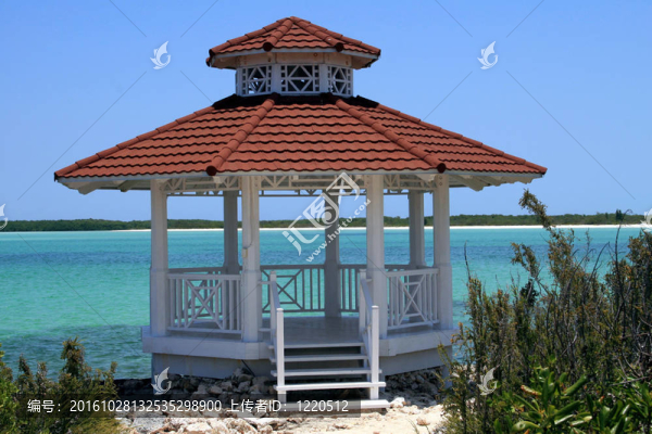 在海灘小屋