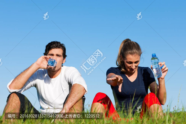 慢跑對休息和飲用水