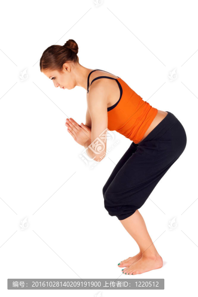 女人練習(xí)瑜伽體位法