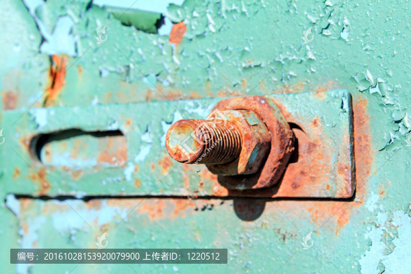 車庫(kù)內(nèi)