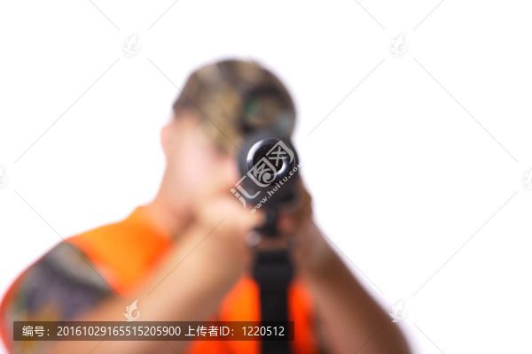 步槍在你的臉上