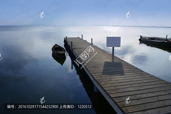 潟湖沼澤濕地在瓦倫西亞西班牙碼頭