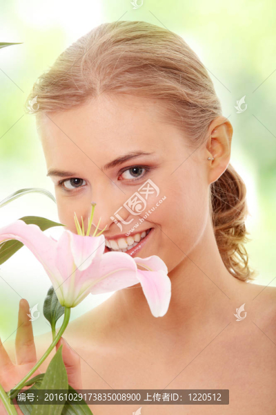 沒(méi)有化妝的漂亮女孩肖像