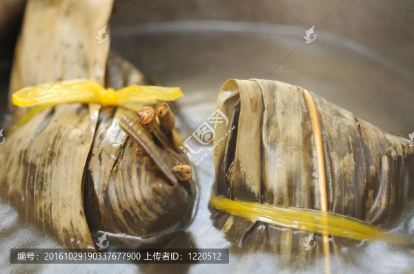 熟肉餃子