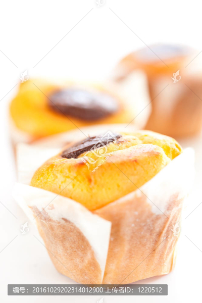 自制的松餅裝滿巧克力