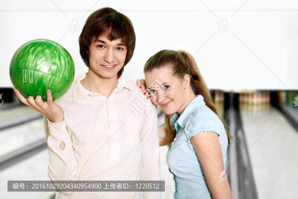 年輕的夫婦