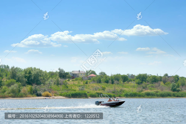 海岸河