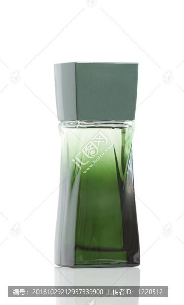 一瓶綠色香水