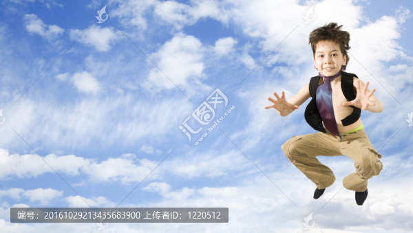 在天空中跳躍