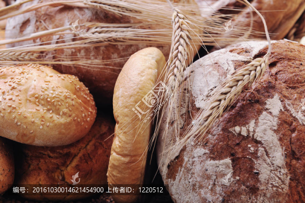 鮮面包和小麥?zhǔn)称芳瘓F(tuán)