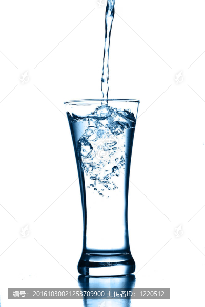 水