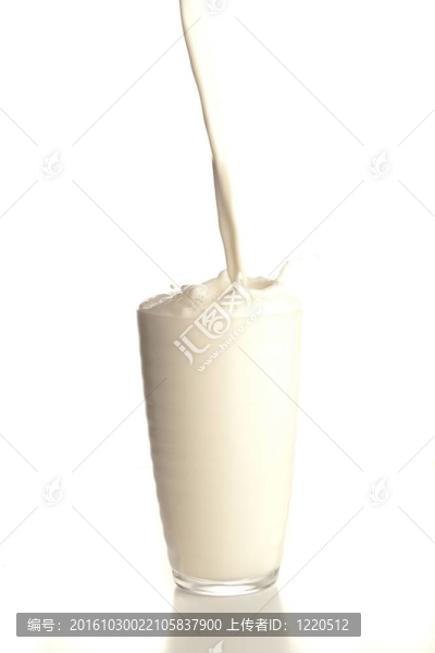 一杯牛奶
