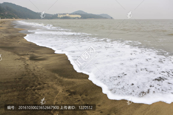 骯臟的海灘