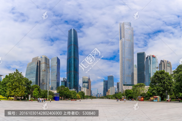 廣州花城廣場(chǎng)風(fēng)光