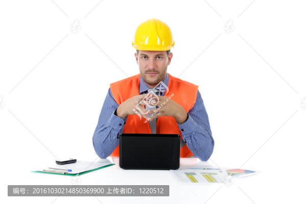 成功吸引白人男子建筑師