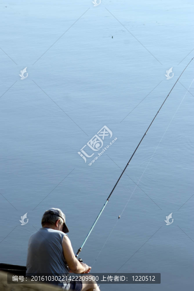 人與河流