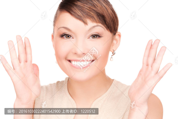 令人驚訝的女人的臉