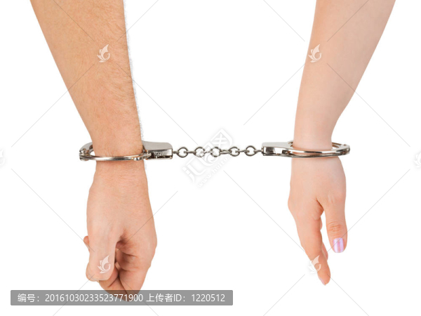 男人和女人的手和手銬