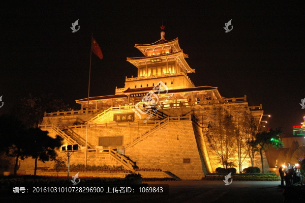 解放閣夜景
