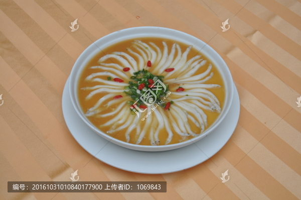 銀魚湯