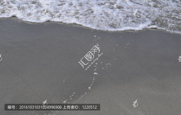 沙灘和海浪